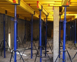 Аренда опалубки перекрытий на телескопических стойках